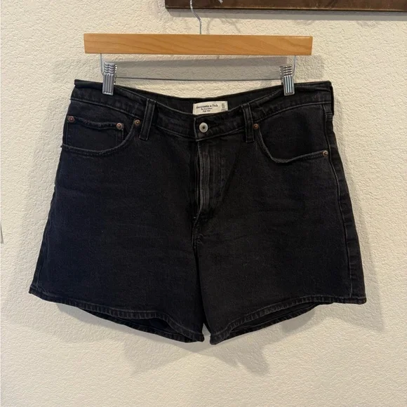 Abercrombie & Fitch Black Jean Shorts Mid-Length - Picture 1 of 3